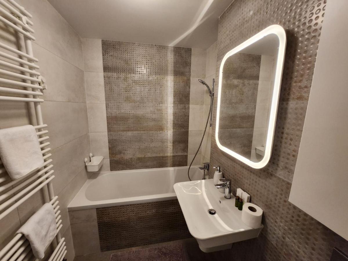 Pipera Cloud9 Apartments Near Promenada Mall Бухарест Екстер'єр фото